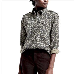 NWT Banana Republic Peyton Utility Dillon Shirt in Green & Black Animal Print L